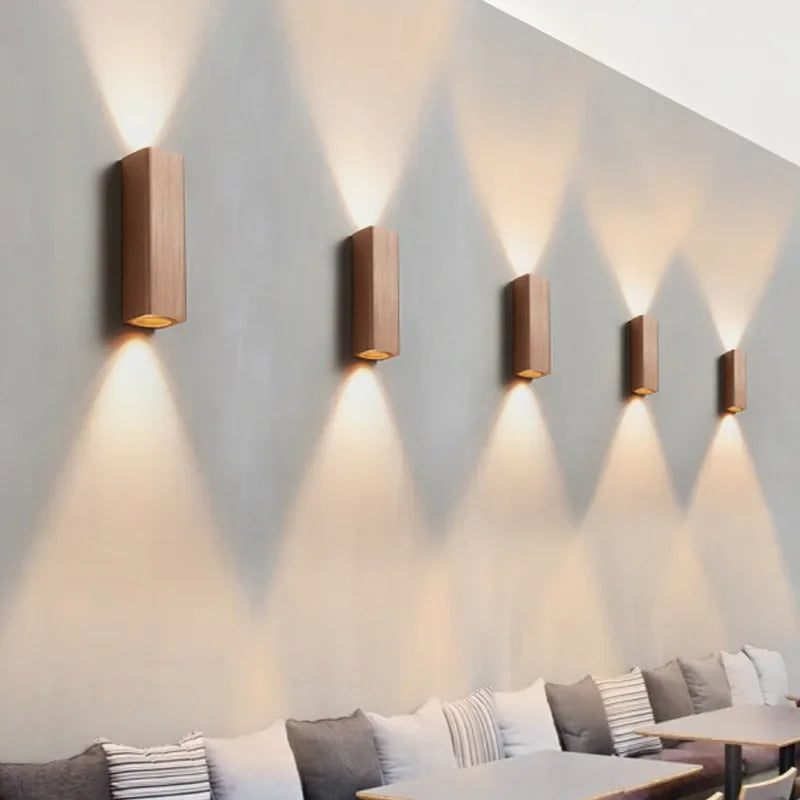 LumiGlow - Stylish LED Wall Lamp with Warm and Cool Light | Bowlift
