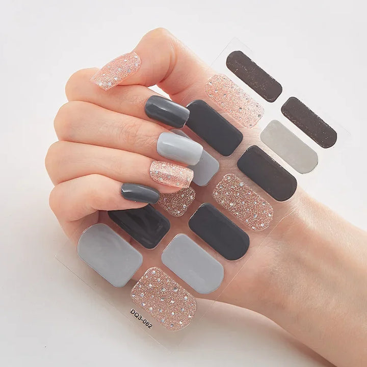 BowLift | Christmas Nail Stickers | Festive Designs | Easy to Apply