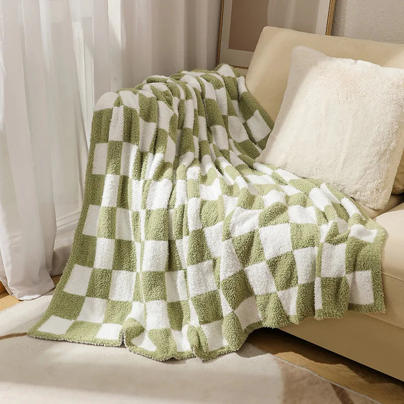 BowLift | Nordic Throw for a Stylish Interior