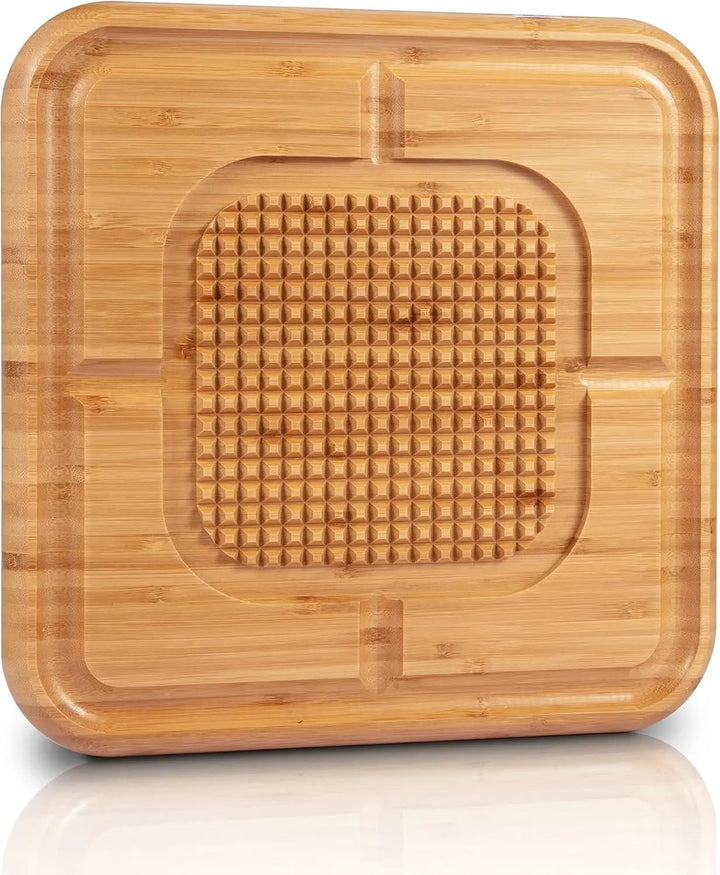 BowLift | Bamboo cutting board with groove and anti-slip feature