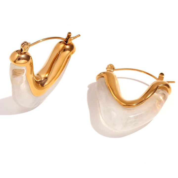 BowLift | 18k Classy V Hoop Earrings