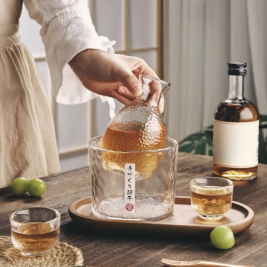 Japanese Sake Set made of glass – Elegant carafe with cups | Perfect for wine, whisky & liqueur | Bowlift