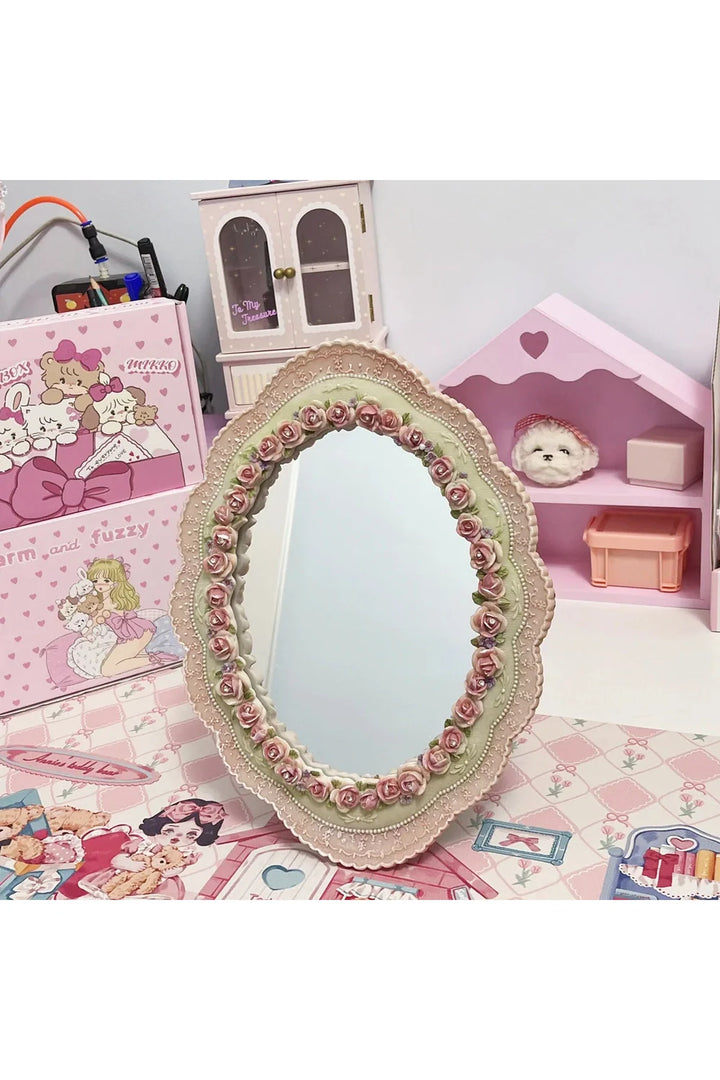 large standing Baroque mirror | Bowlift