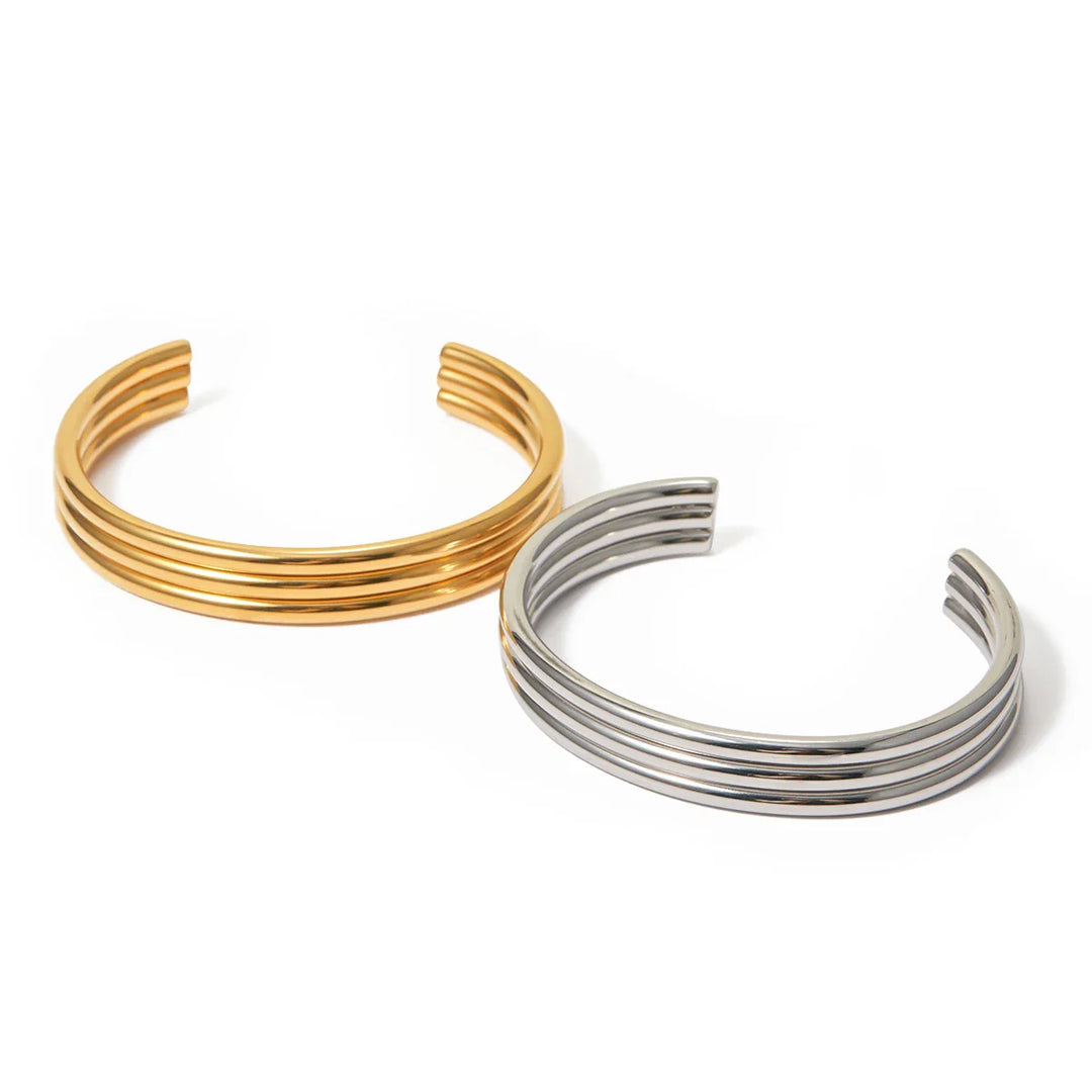 BowLift | 18k Triple Ribbed Bangle Bracelet