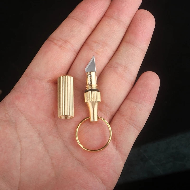 BowLift | Pocket Capsule Outdoor Survival Mini Knife