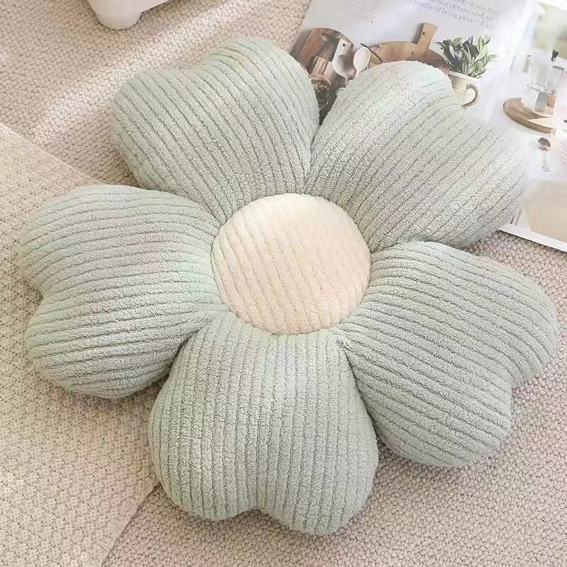 BowLift | Soft Clover Flower Decorative Pillow