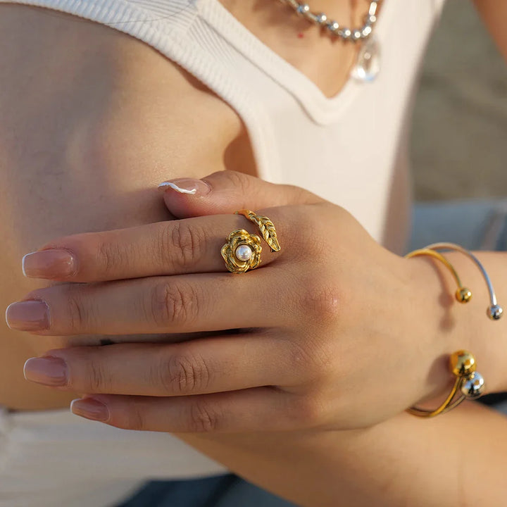 BowLift | Adjustable Pearl Camellia Flower Ring
