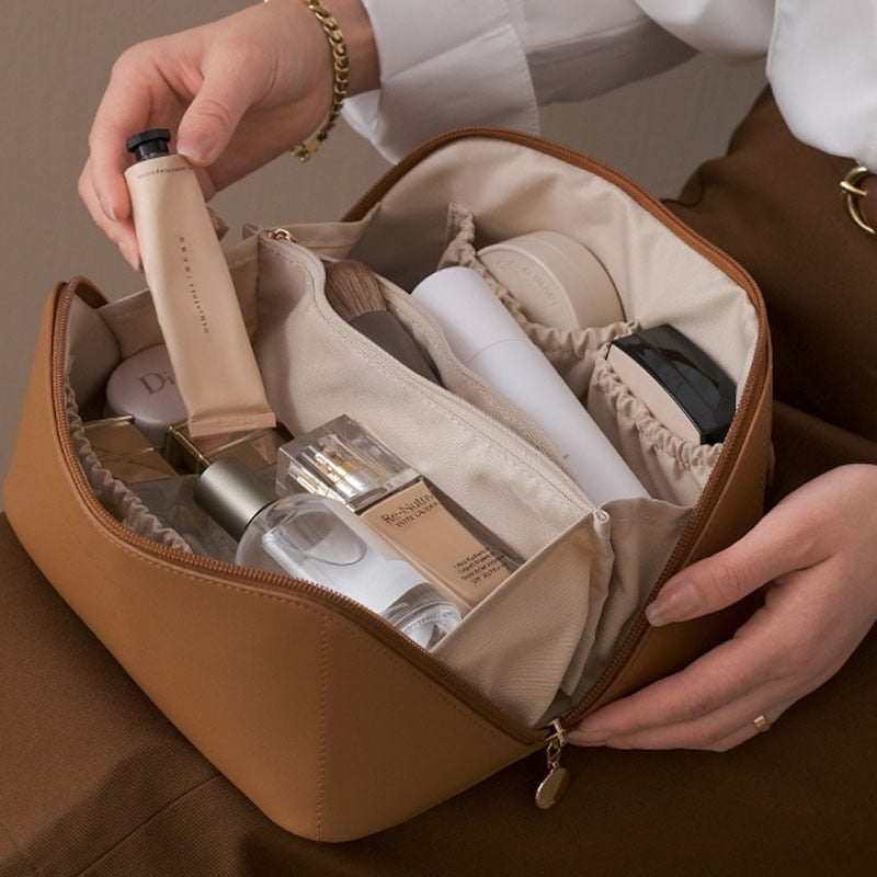 BowLift | Elegant Large Capacity Travel Cosmetic Bag