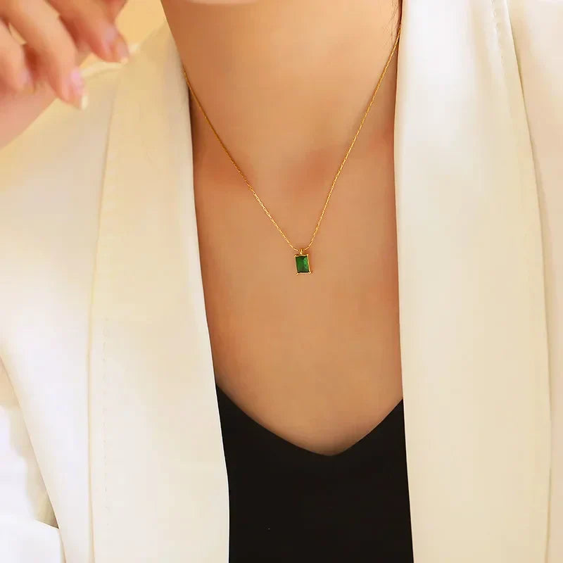 BowLift | Dainty Aurora Necklace
