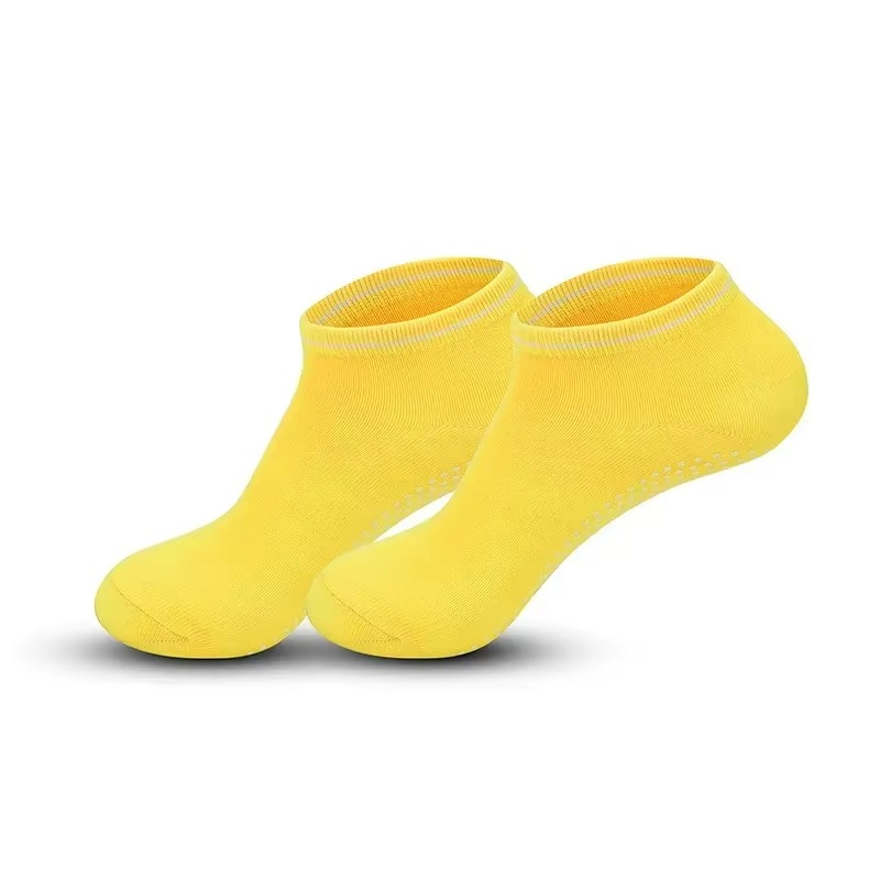 BowLift | Women Anti Slip Cotton Yoga Socks for Trampoline and Sports