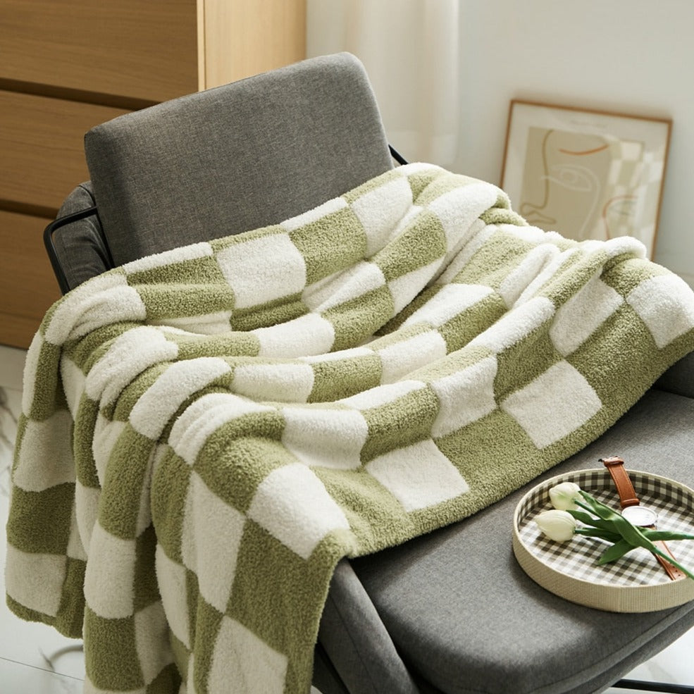 COLOURFUL CHECKERBOARD THROW | Bowlift