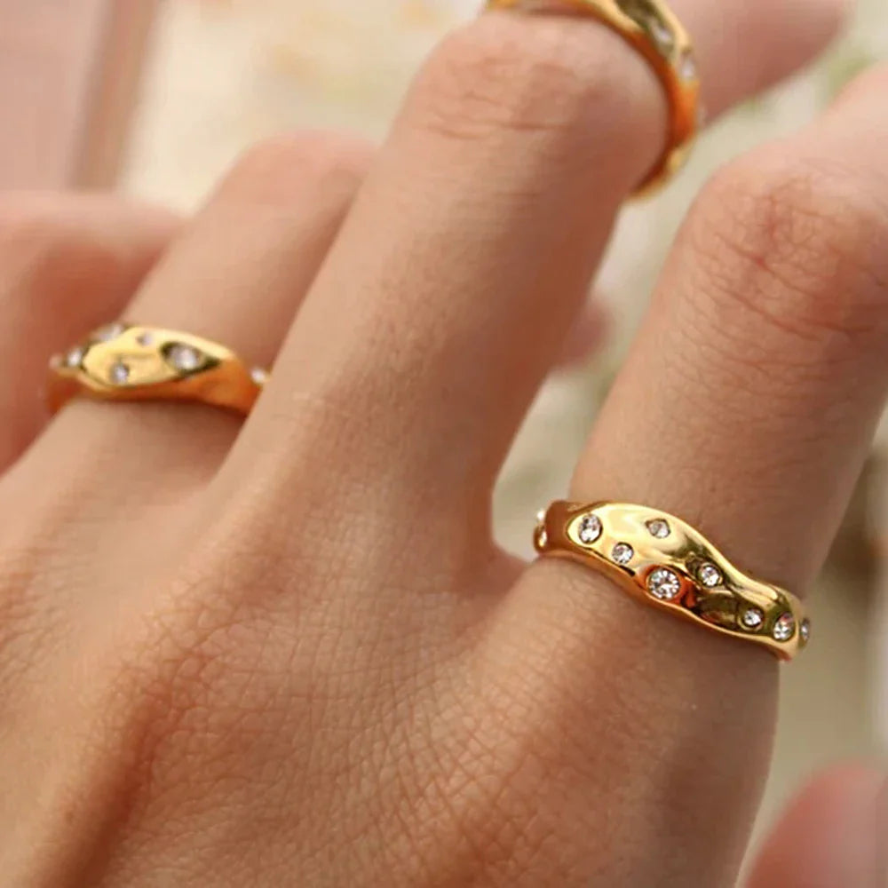 BowLift | Gold Diamond Embedded Ring