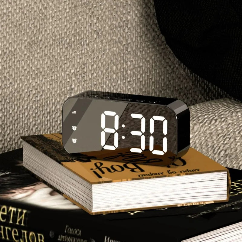 Modern LED alarm clock with temperature display and dual alarm function – Perfect for bedroom, office, and as stylish nightstand decoration | Bowlift