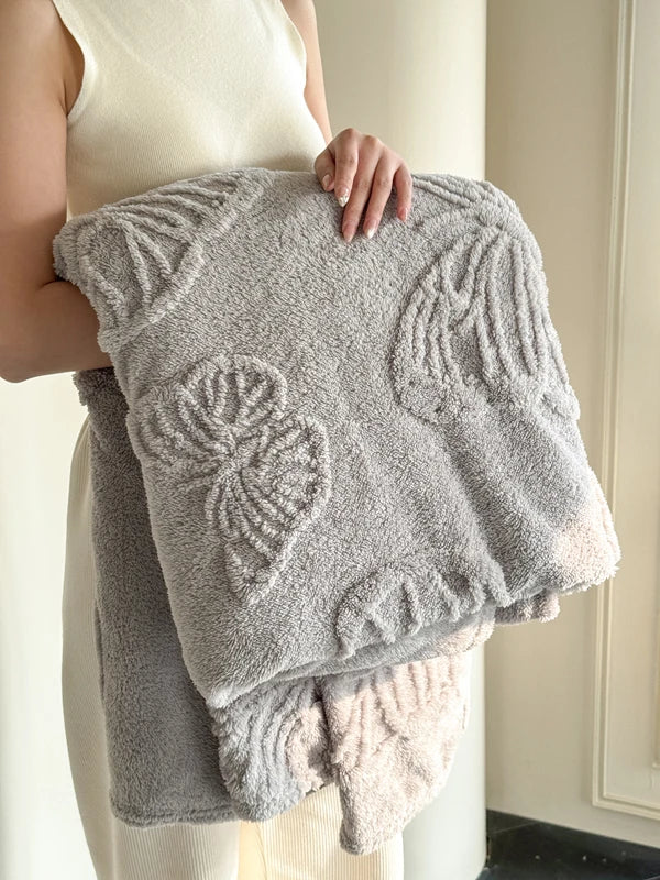 BowLift | Fleurière Flannel Blanket | 3D Butterfly Design | Soft & Warming | For Bed, Sofa & Camping