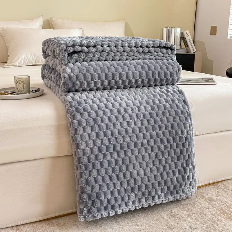 BowLift | Checked Soft Velvet Blanket Warm Cozy Throw for Couch and Bed