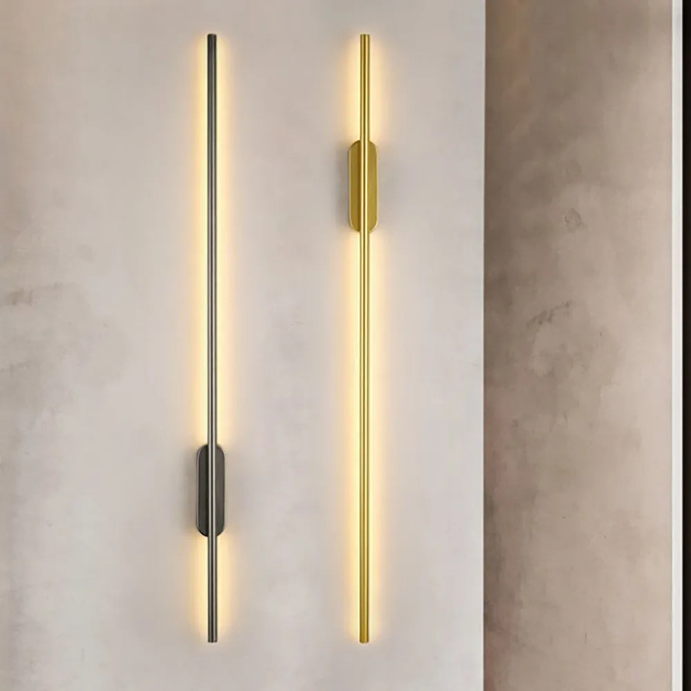 BowLift | SofaLume – Modern Wall Lamp in Black and Gold for Stylish Living