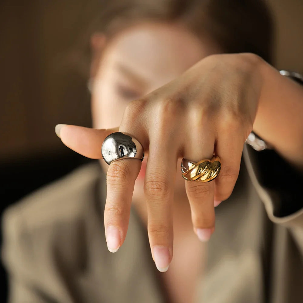 BowLift | Chunky Gold Wrapped Two Tone Ring