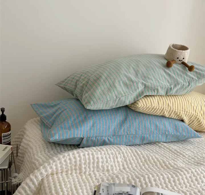 Modern Simple Striped Pillowcase | Bowlift