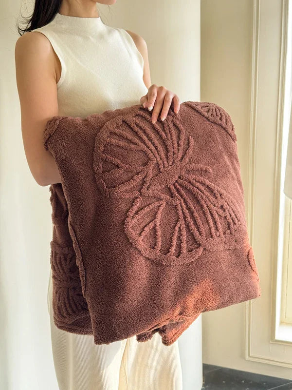 BowLift | Fleurière Flannel Blanket | 3D Butterfly Design | Soft & Warming | For Bed, Sofa & Camping