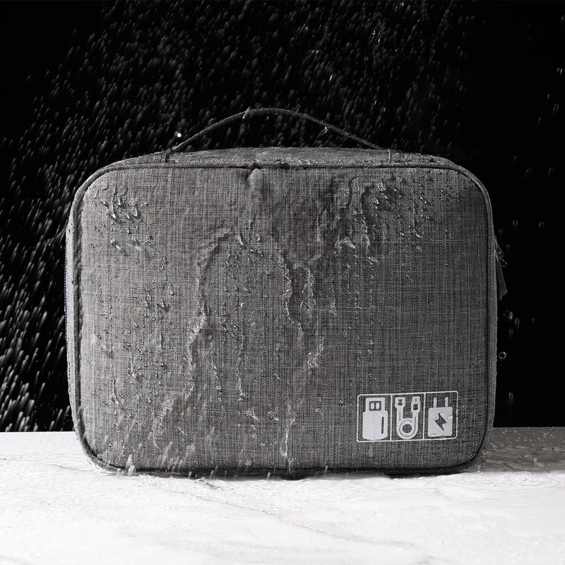BowLift | Baguvo Cosmetic Bag | Water Repellent & Compact | 100% Oxford Polyester | 24×18×9 cm
