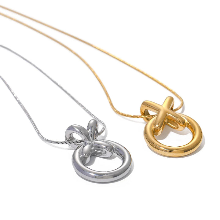 BowLift | Elegant XO Interlaced Necklace