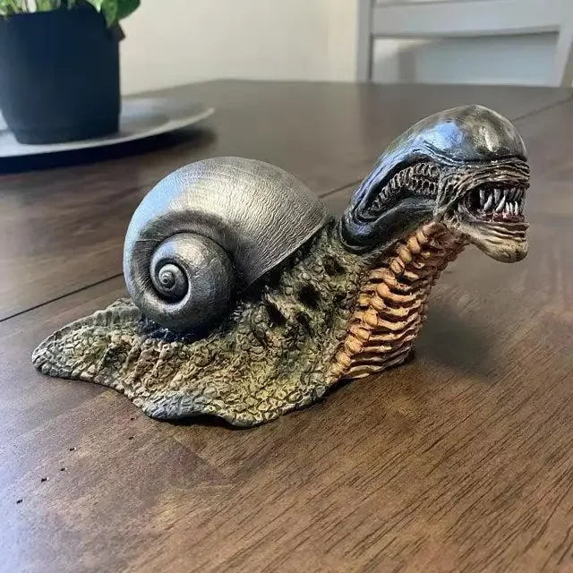 BowLift | Variation Snail Statue, Resin Evil Snail Sculpture Alien Lover's New Favorite Home Office Decoration Garden Outdoor Decoration