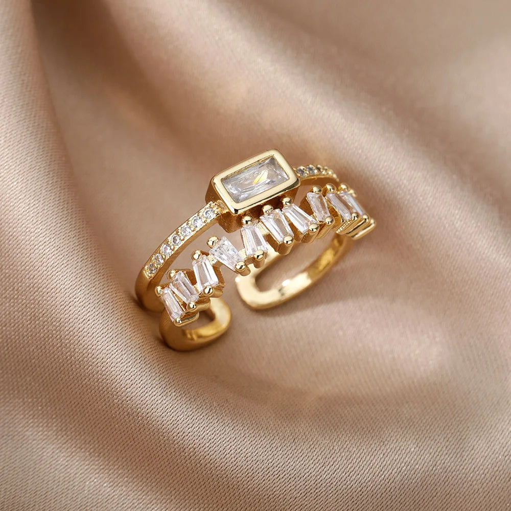 BowLift | Double Layered Staggering Baguette Diamond Ring