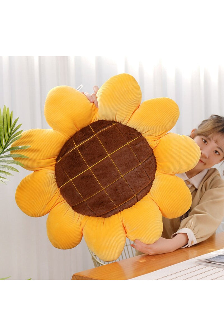 Cozy Sunflower Plush Nap Pillow | Bowlift