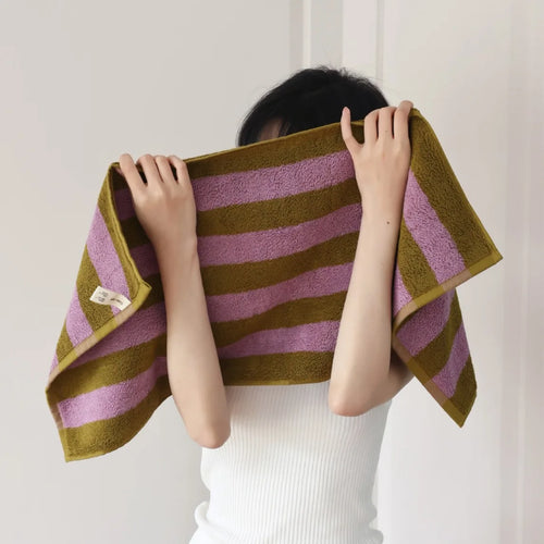 RetroStripe Luxe Cotton Towel – Striped Cotton Towel in Hotel Quality | Bowlift