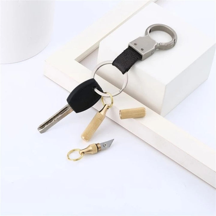 BowLift | Pocket Capsule Outdoor Survival Mini Knife