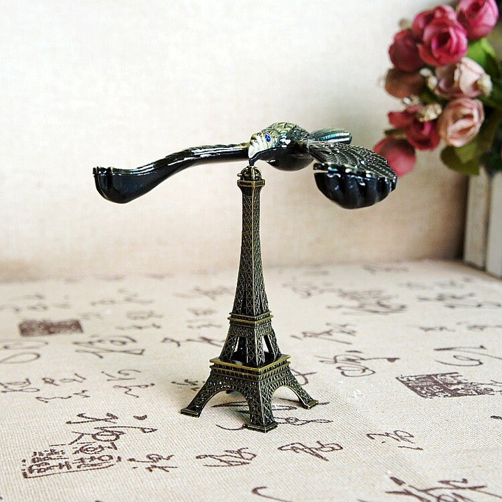 BowLift | Retro Eagle Tower Balance Figurines