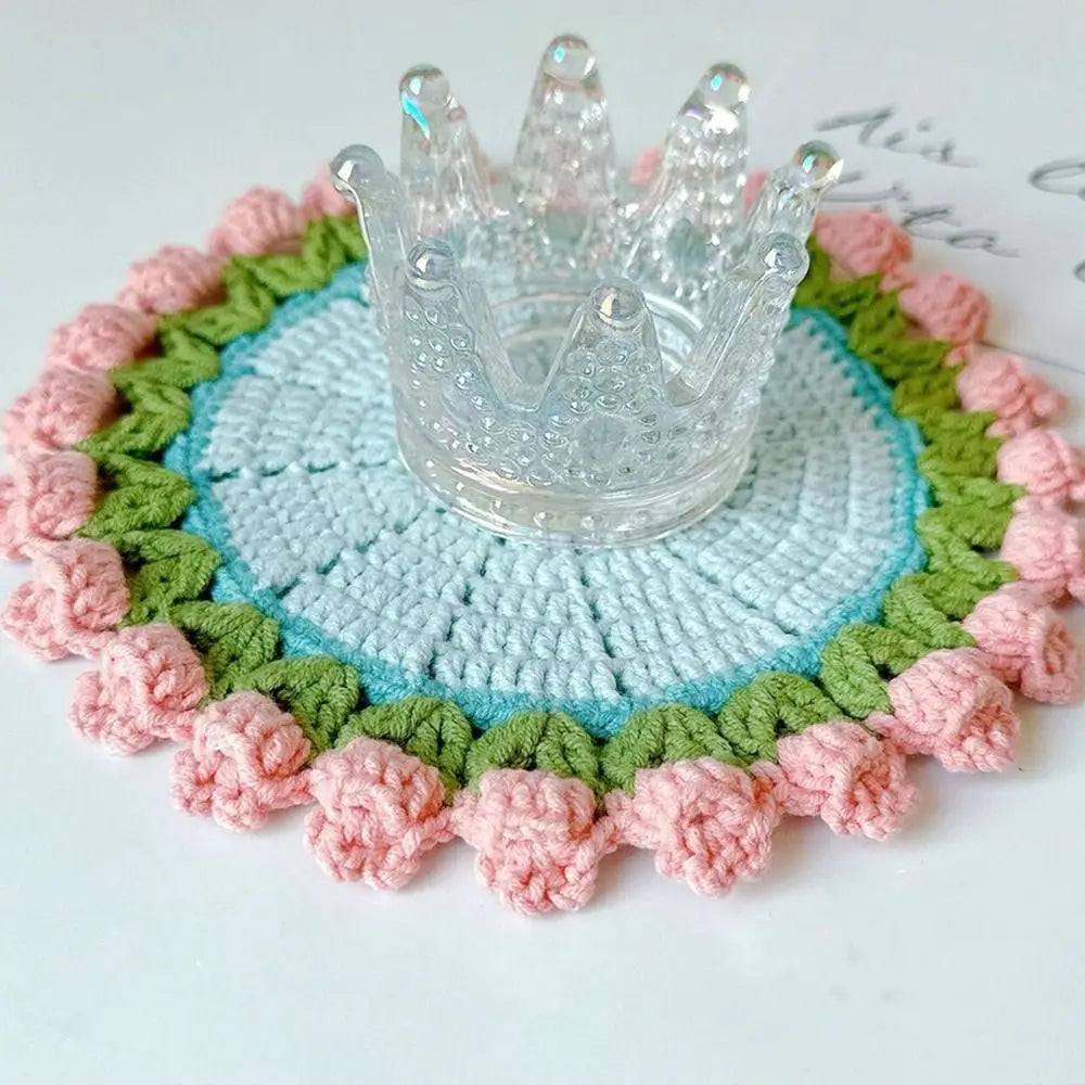 Handcrafted ConvertiBowlifte Yarn Rose Bouquet | Bowlift