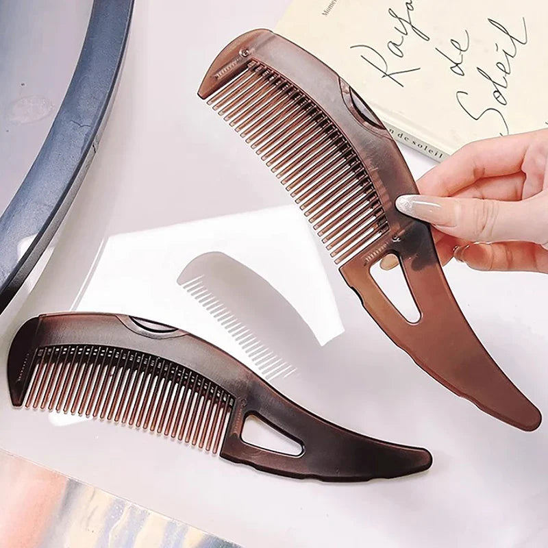 SoinCapillaire - Anti-Dandruff Massage Comb for Shiny Hair Bowlift