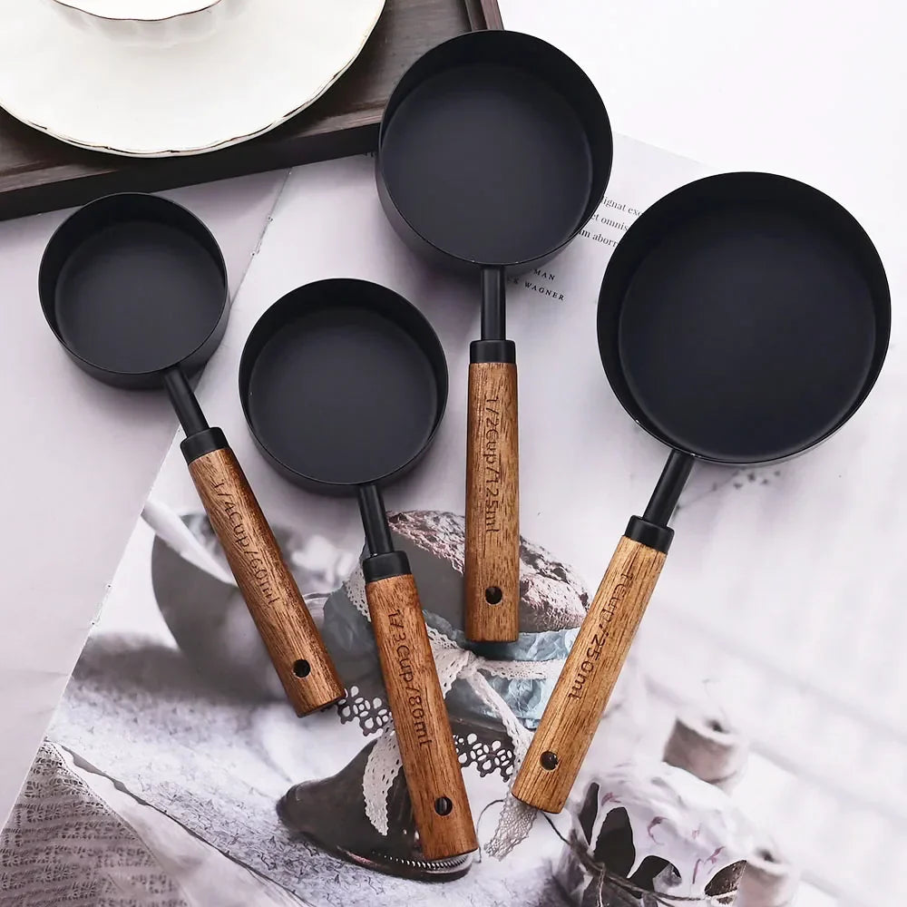 BowLift | Lyra Measuring Cups & Spoon Set