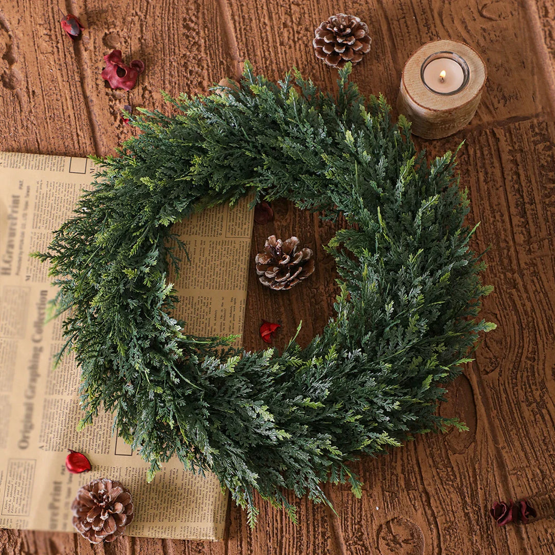 BowLift | Verdania | Artificial Cedar Wreath | Evergreen | 30 cm Ø | Low Maintenance Decor for Home & Garden