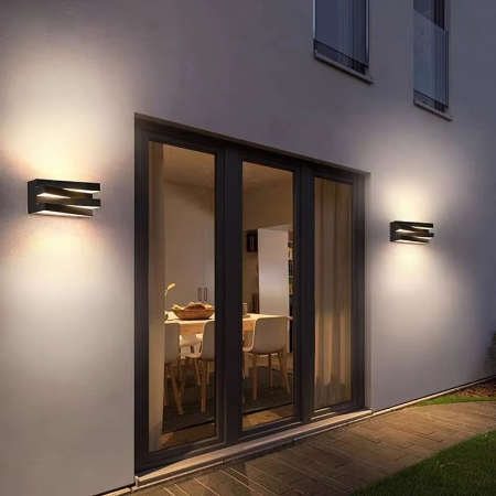 BowLift | Weather-Resistant LED Wall Lamp for Exterior Elegance