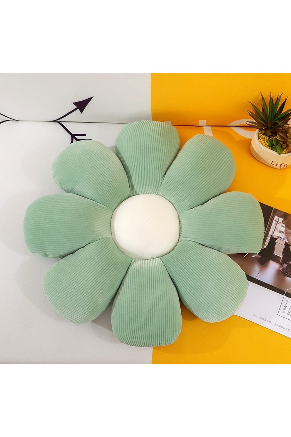 Daisy Cushion Design | Bowlift