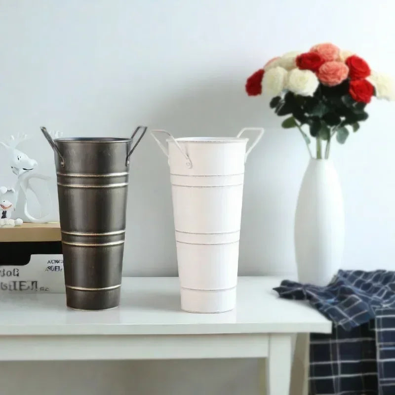 BowLift | Retro Iron Flower Bucket with Handles – Decorative Metal Flower Pot for Home