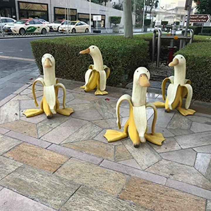 BanaanEend Decorative Figure – Playful Resin Decoration for Indoors or Outdoors | Bowlift