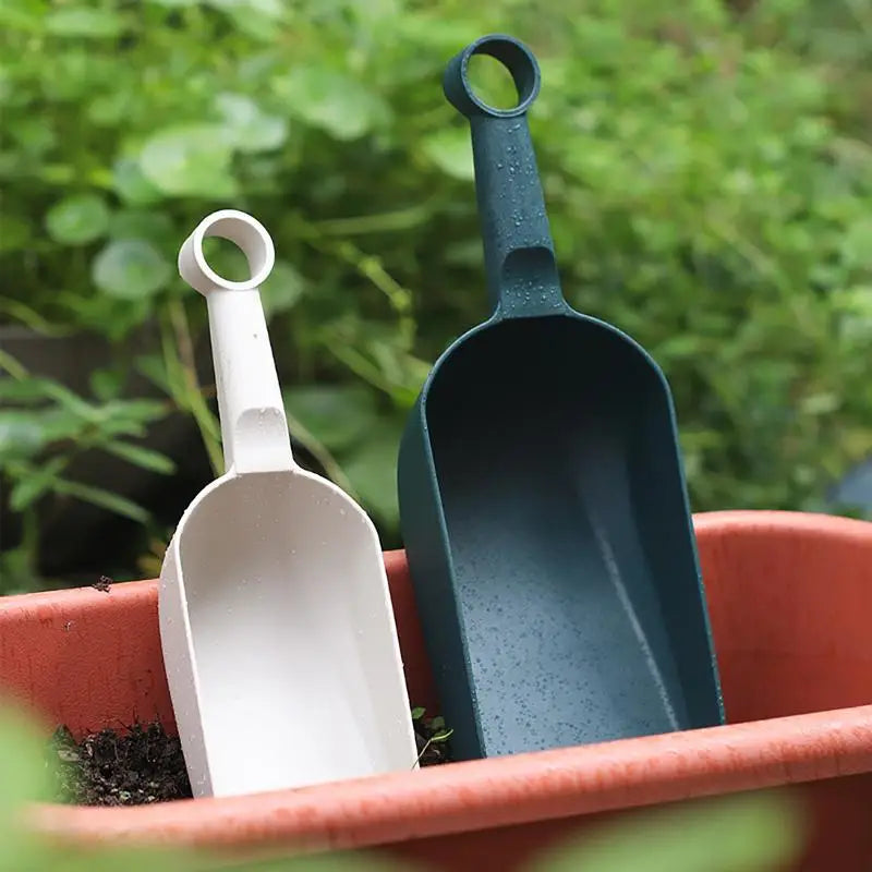 BowLift | Plantiva Plastic Garden Trowel | Ergonomic Handle | Space-Saving & Lightweight | Available in 2 Sizes