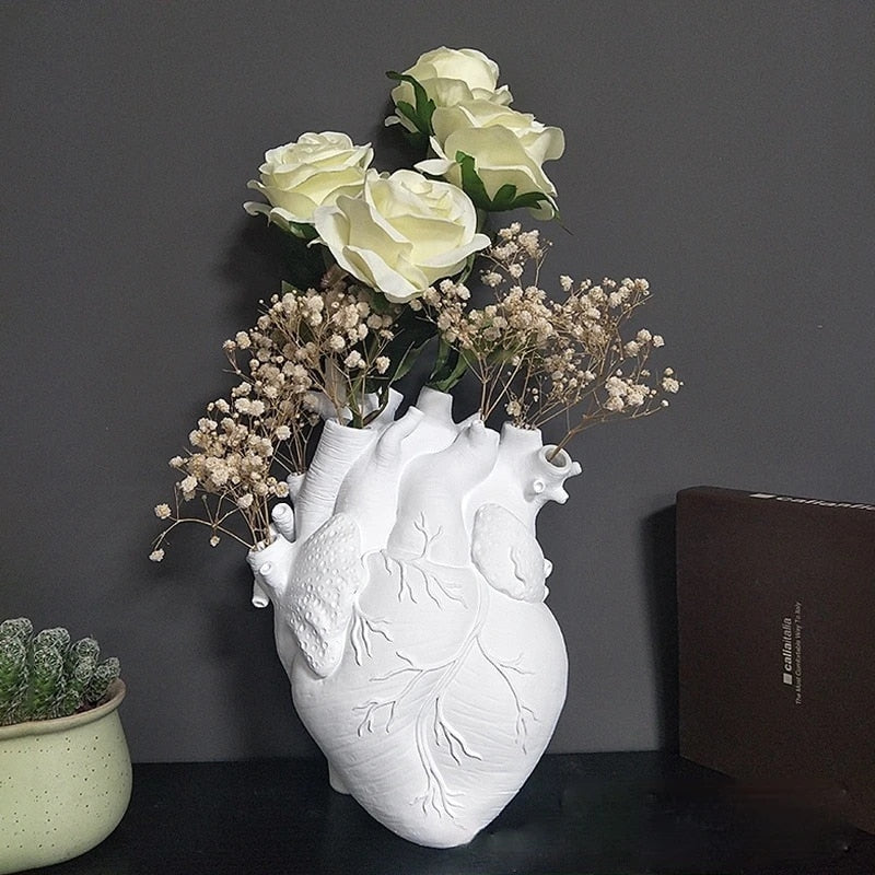 BowLift | Heart Dry Plants Artificial Vase