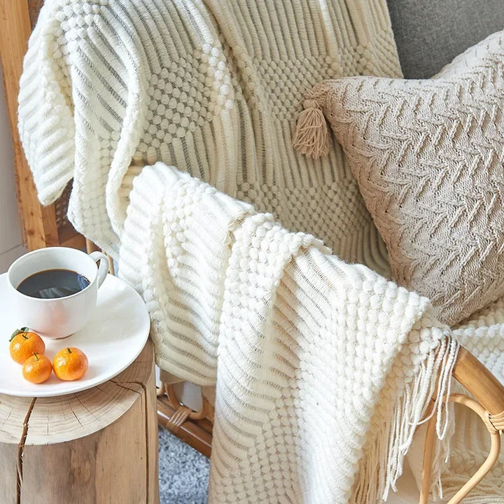BowLift | Nordic Style Dick Knitted Blanket