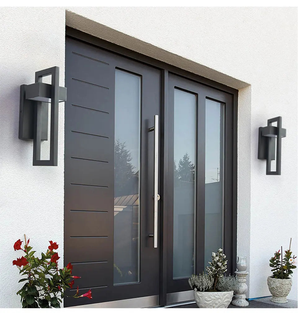 BowLift | LED Outdoor Wall Light | Waterproof & Vintage Design | 10W | Black Aluminium