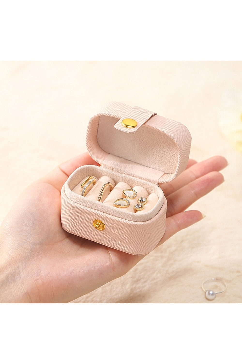 rectangular jewelry storage box | Bowlift