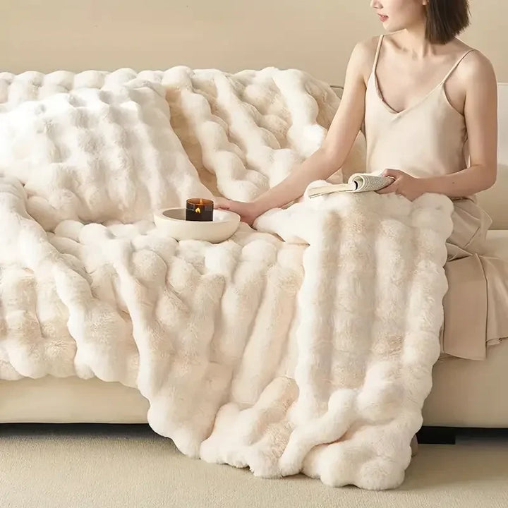 BowLift | PlushCozy | Faux Fur Winter Blanket
