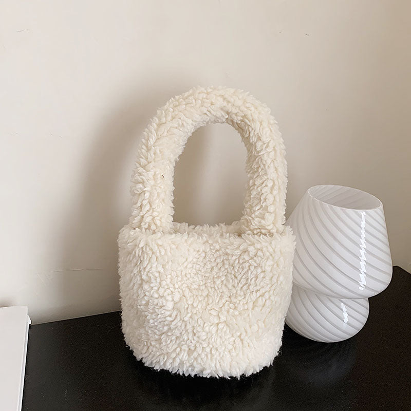 BowLift | Cuddly Plush Mini Bucket Bag