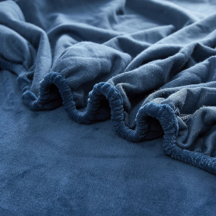 BowLift | Fitted Sheet Velura | Stretch Velvet | Soft & Warm | Mattress Protector for Winter