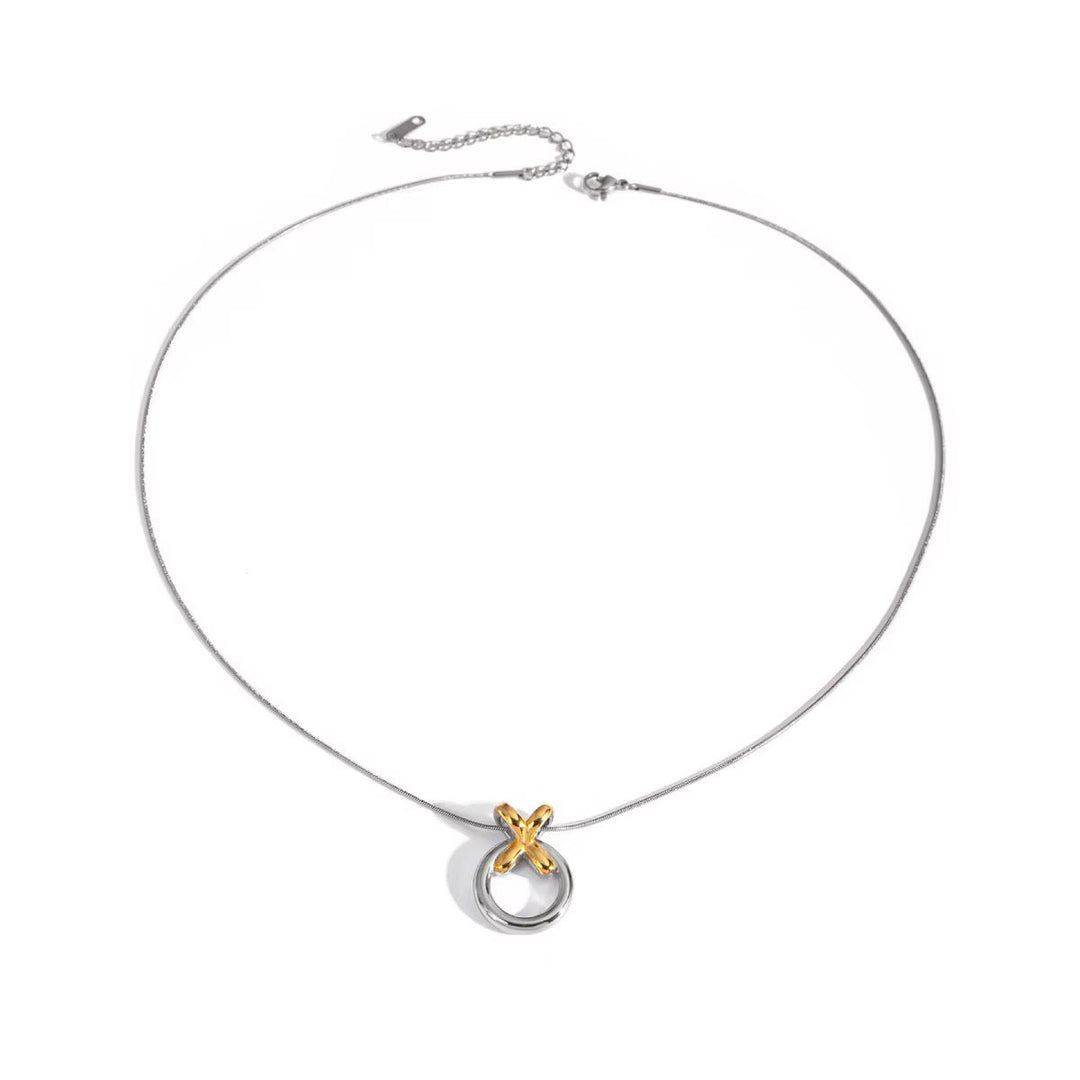 BowLift | Elegant XO Interlaced Necklace