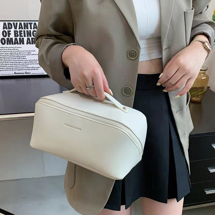 BowLift | Elegant Large Capacity Travel Cosmetic Bag