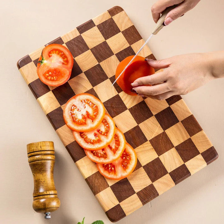 BowLift | AcaciaCraft | Non-slip cutting board made of acacia